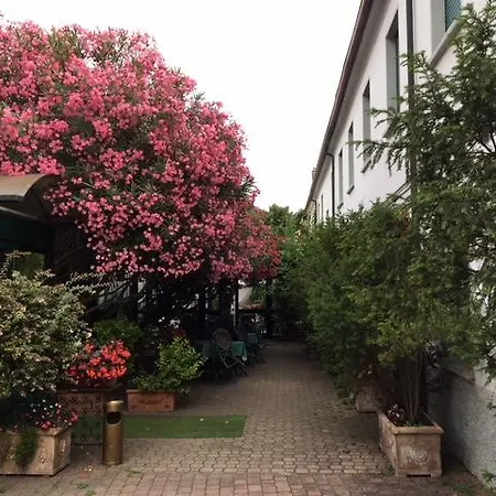 Hotel Il Granaio Porto Mantovano